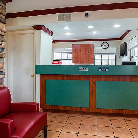 Red Roof Inn West Memphis, Ar Buitenkant foto